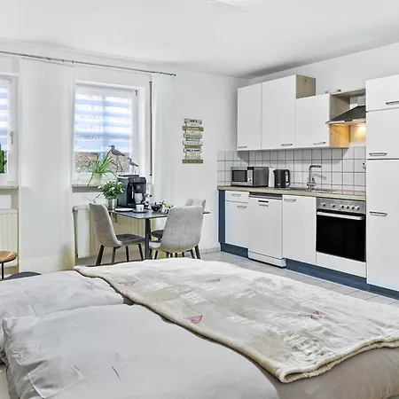 Angie's Ferienapartment Thermalbad 公寓